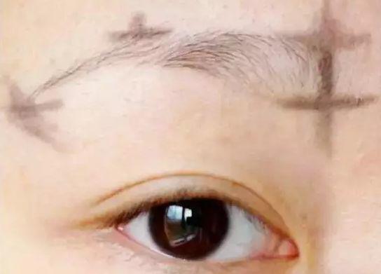 赵丽颖冯绍峰官宣结婚,峰哥的这个部位却被玩坏了…… 赵丽颖冯绍峰官宣结婚,峰哥的这个部位却被玩坏了……