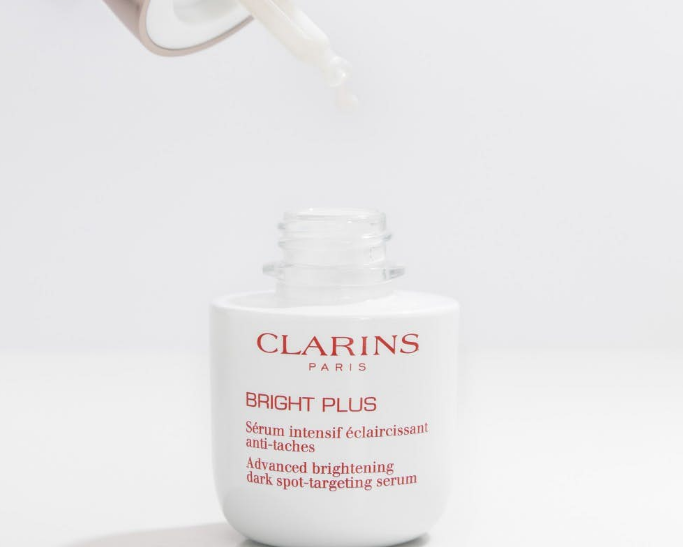 CLARINS娇韵诗透亮光感淡斑精华「双注氧美白解决口罩肌」  第2张