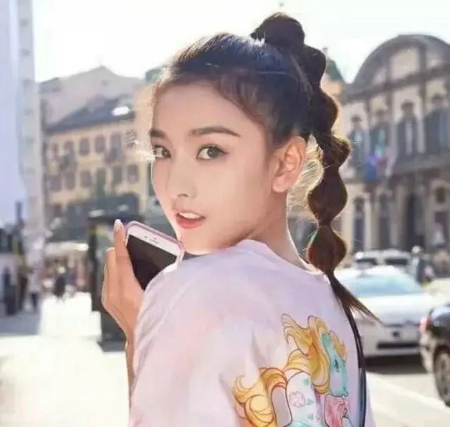 2020夏天就要这样扎发，简单易学，关键时髦超好看  马尾 第3张