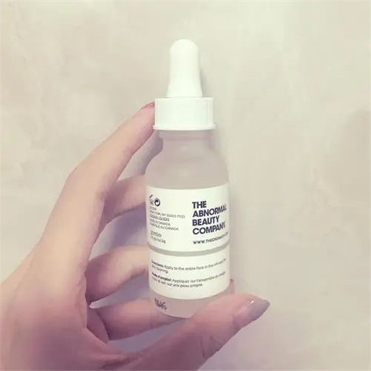 夏季乳液太油腻？不妨看看这些清爽的保湿精华吧  保湿 第2张