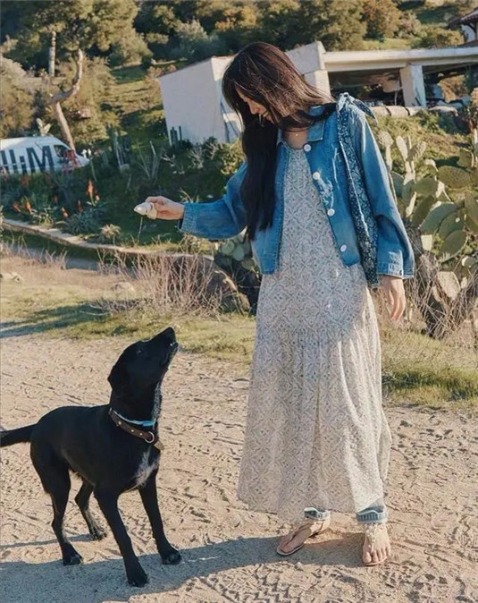 40岁的女人穿什么衣服好看  40岁 第5张