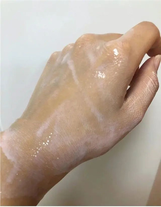 闷逗、长闭口那是你的卸妆油用错了，油敏肌的卸妆挚爱好物  卸妆 妹子 卸妆油 第11张