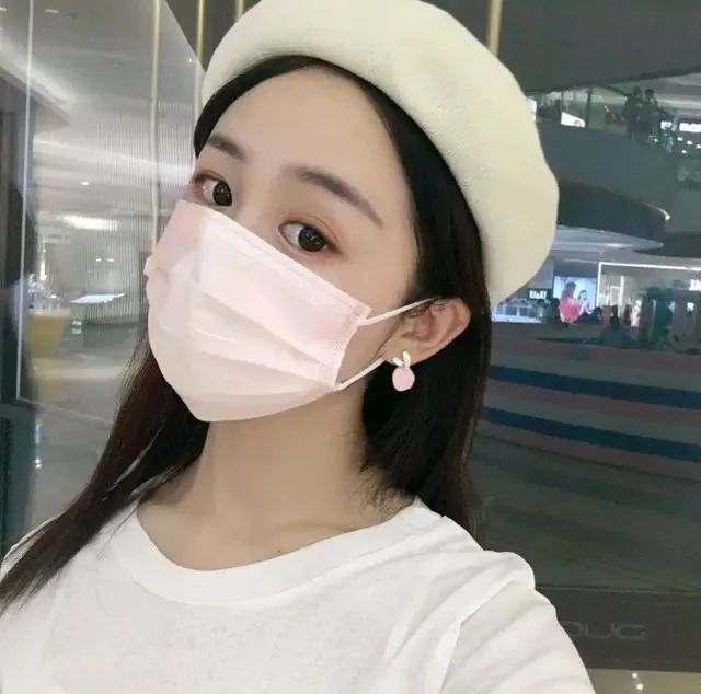 变美的关键在于防嗮，牢记这四个防晒误区，不然肌肤依然会被晒黑  防晒 紫外线 口罩 第4张