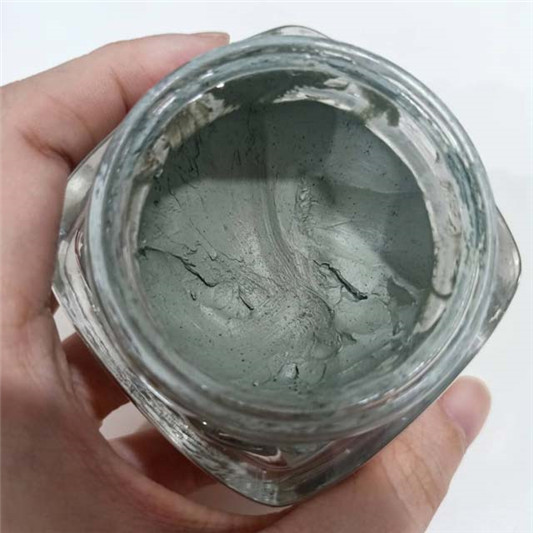 巴黎欧莱雅矿物净碳面膜怎么样，欧莱雅矿物面膜使用心得分享  面膜 心得 巴黎欧莱雅 第1张