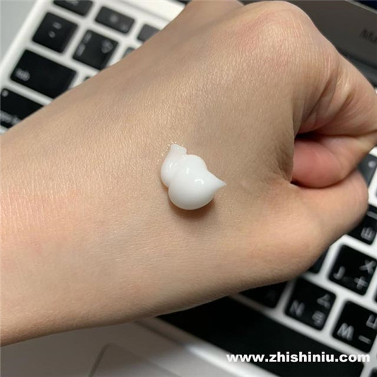MINON蜜浓氨基酸保湿补水乳液使用心得,专门护理敏感又干燥的肌肤 氨基酸 乳液 第1张 MINON蜜浓氨基酸保湿补水乳液使用心得,专门护理敏感又干燥的肌肤