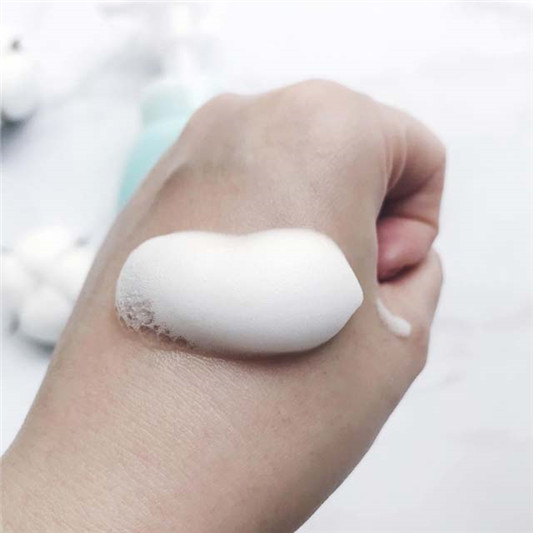 肌研卵肌温和去角质泡洗颜使用心得，最近很喜欢的洁颜产品