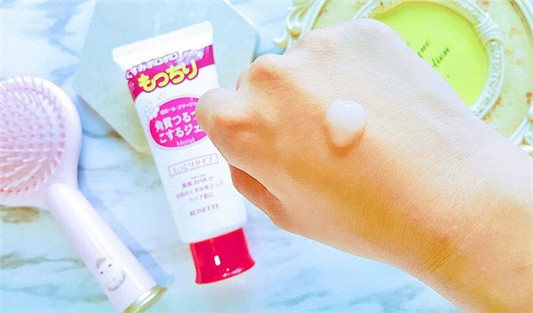 日本超火露姬婷ROSETTE果酸去角质洗颜凝胶使用心得