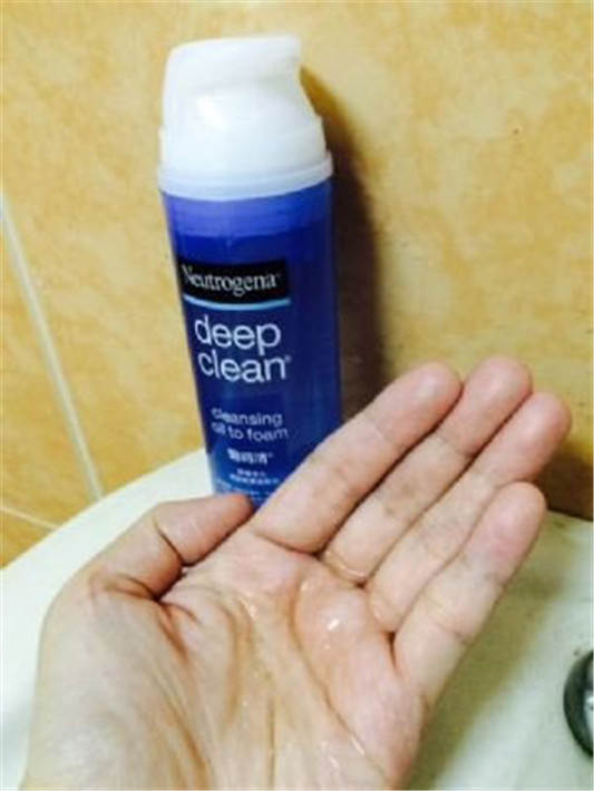 Neutrogena露得清轻透洗卸洁颜露使用心得，卸妆洁面一瓶搞定！