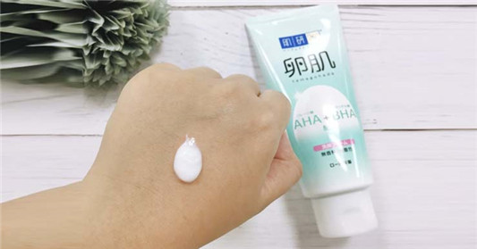 肌研卵肌温和去角质洁面乳使用心得  温和 使用心得 第4张