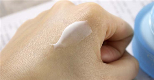 娇韵诗沁润奇肌保湿乳霜使用心得  保湿 使用心得 第4张