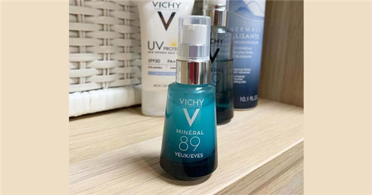 VICHY薇姿M89微精华眼霜怎么样，是一款非常清爽的眼部护理产品