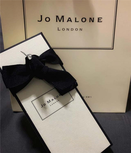 Jo Malone祖马龙英国梨和小苍兰香水,疗愈清新的味道好闻到没朋友 闻到 清新 第2张 Jo Malone祖马龙英国梨和小苍兰香水,疗愈清新的味道好闻到没朋友