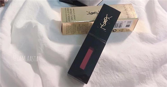 YSL圣罗兰黑管唇釉407色号试色分享，带点棕色调的干燥玫瑰色