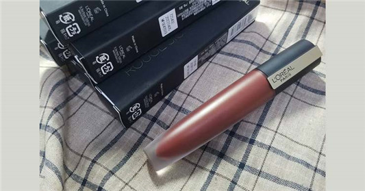 欧莱雅小钢笔126试色分享，超美的红酒色调红棕色