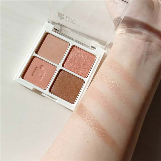 Holika Holika眼影盘02与腮红CR02试色分享 彩妆 腮红 眼影 第2张 Holika Holika眼影盘02与腮红CR02试色分享 彩妆 腮红 眼影 第2张