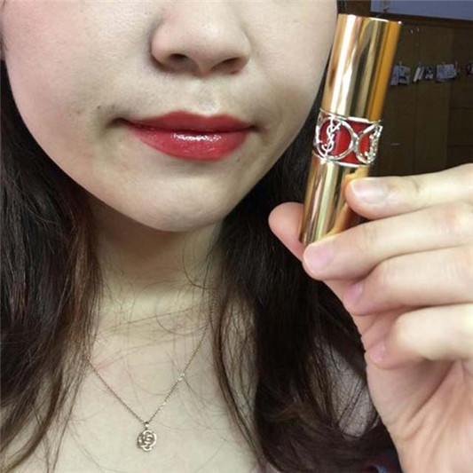 ysl圆管情挑诱光水唇膏101与106色号试色分享 彩妆 圆管 唇膏 第2张 ysl圆管情挑诱光水唇膏101与106色号试色分享 彩妆 圆管 唇膏 第2张
