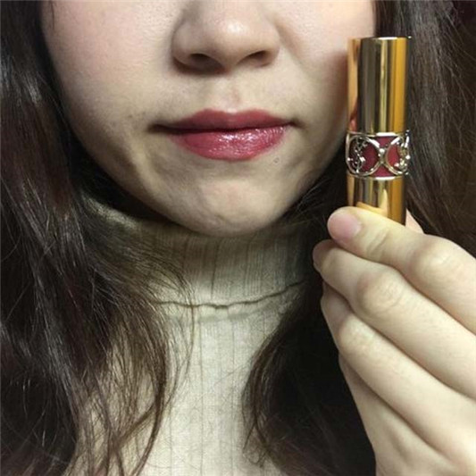 ysl圆管情挑诱光水唇膏101与106色号试色分享 彩妆 圆管 唇膏 第3张 ysl圆管情挑诱光水唇膏101与106色号试色分享 彩妆 圆管 唇膏 第3张