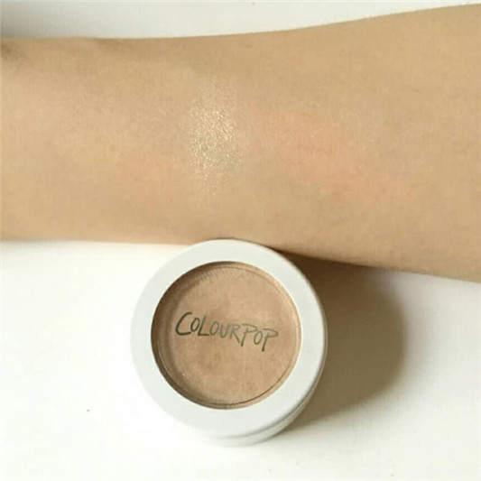 Colourpop高光#Lunch money#Hippo试色 低调自然与气质显白 彩妆 低调 气质 第2张 Colourpop高光#Lunch money#Hippo试色 低调自然与气质显白 彩妆 低调 气质 第2张