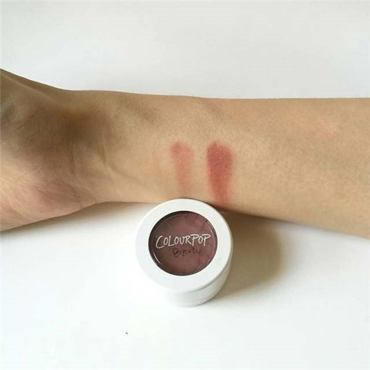 Colourpop土豆泥单色眼影#LaLa#Brady试色 百搭点亮与干燥玫瑰色 彩妆 玫瑰色 单色 第3张 Colourpop土豆泥单色眼影#LaLa#Brady试色 百搭点亮与干燥玫瑰色 彩妆 玫瑰色 单色 第3张