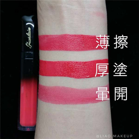 GUERLAIN娇兰法式订制丝绒唇釉M25色号试色,红色中带一点桃调 彩妆 丝绒 法式 订制 第2张 GUERLAIN娇兰法式订制丝绒唇釉M25色号试色,红色中带一点桃调 彩妆 丝绒 法式 订制 第2张