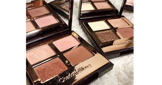charlotte tilbury 眼影盘exaggereyes vs pillow talk试色