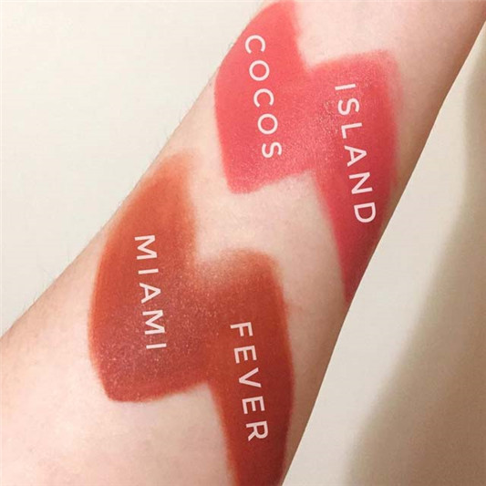 Ofra液体唇膏#cocos island#miami fever色号试色，推荐给不喜欢唇膏太干又喜欢持久的人  彩妆 唇膏 的人 不喜欢 第2张