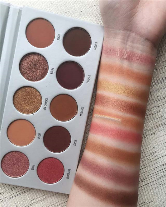 Morphe Jaclyn Hill 合作枫叶眼影盘 Ring The Alarm试色,价钱不贵跟colourpop差不多 彩妆 眼影 枫叶 不贵 第2张 Morphe Jaclyn Hill 合作枫叶眼影盘 Ring The Alarm试色,价钱不贵跟colourpop差不多 彩妆 眼影 枫叶 不贵 第2张