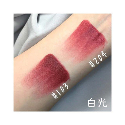 雅诗兰黛金管唇膏#103#204号试色,我要当女王 彩妆 唇膏 要当 女王 第3张 雅诗兰黛金管唇膏#103#204号试色,我要当女王 彩妆 唇膏 要当 女王 第3张