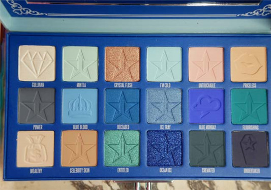 Jeffree Star蓝血眼影盘Blue Blood试色,精致秀气更有女性温柔感 彩妆 更有 秀气 眼影 第3张 Jeffree Star蓝血眼影盘Blue Blood试色,精致秀气更有女性温柔感 彩妆 更有 秀气 眼影 第3张