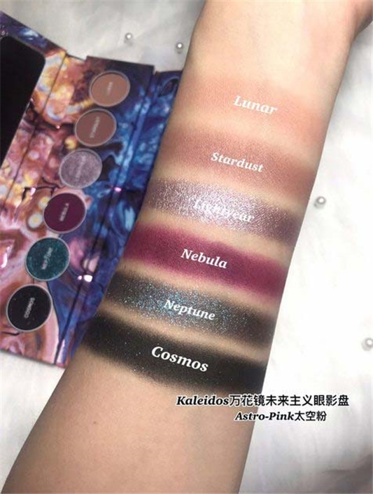 kaleidos万花镜未来主义眼影盘系列试色附妆容 彩妆 未来主义 花镜 眼影 第7张 kaleidos万花镜未来主义眼影盘系列试色附妆容 彩妆 未来主义 花镜 眼影 第7张
