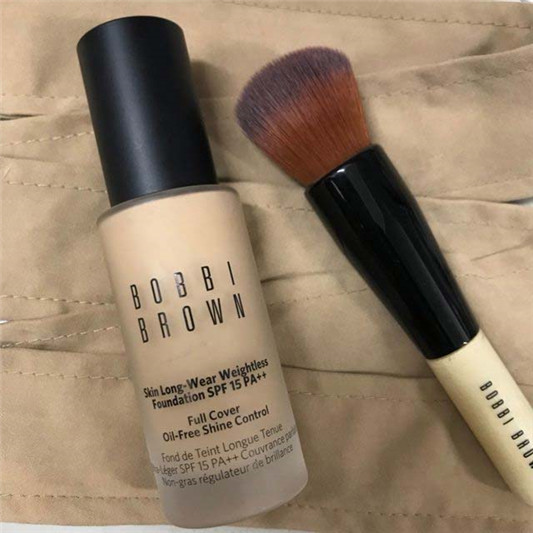 BOBBI BROWN芭比波朗持久无痕粉底液用法剖析与妆感分享 彩妆 芭比 无痕 用法 第2张 BOBBI BROWN芭比波朗持久无痕粉底液用法剖析与妆感分享 彩妆 芭比 无痕 用法 第2张