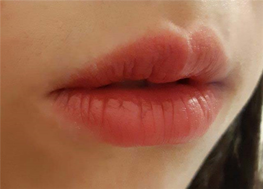 flormar pretty假日时光真我唇膏#18号试色,个人觉得比本家的唇膏好涂 彩妆 唇膏 本家 真我 第3张 flormar pretty假日时光真我唇膏#18号试色,个人觉得比本家的唇膏好涂 彩妆 唇膏 本家 真我 第3张