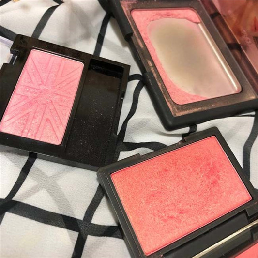 NARS**腮红类似色(SLEEK、RIMMEL)试色,浓淡皆宜怎么刷都不会失手 彩妆 浓淡 腮红 失手 第2张 NARS**腮红类似色(SLEEK、RIMMEL)试色,浓淡皆宜怎么刷都不会失手 彩妆 浓淡 腮红 失手 第2张