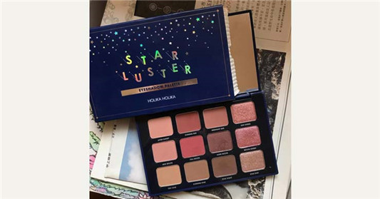 Holika Holika Star 12色拼图眼影盘#02色号试色，较偏向日韩眼影盘的发色度！