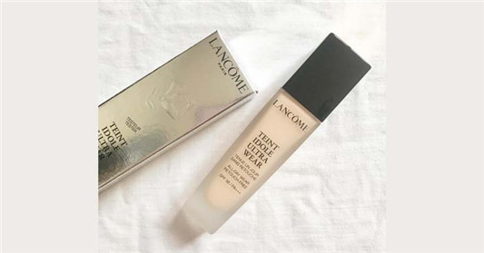 LANCOME兰蔻持妆粉底液使用心得，一见钟情的粉底液！