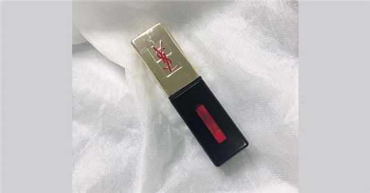 YSL镜面唇釉#31色号试色，是超适合夏天的颜色！