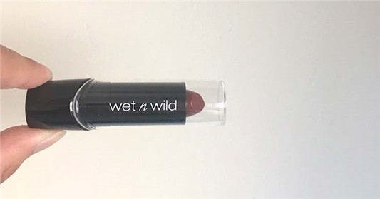 Wet N Wild唇膏#534B色号手部试色，超美棕橘色！