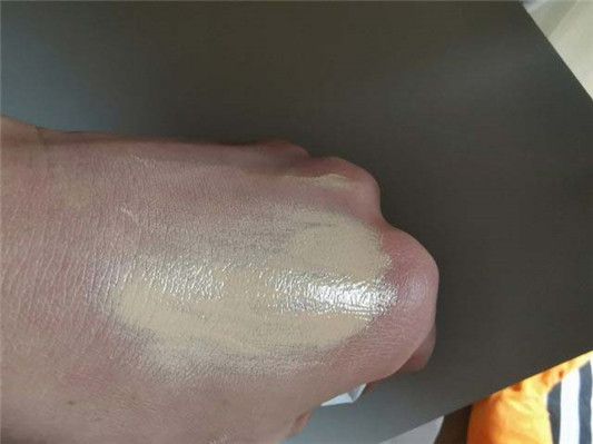 EsteeLauder雅诗兰黛白金级宝石光提粉底精华使用心得,这只真的很贵但是大爱! 彩妆 真的很 这只 粉底 第2张 EsteeLauder雅诗兰黛白金级宝石光提粉底精华使用心得,这只真的很贵但是大爱! 彩妆 真的很 这只 粉底 第2张