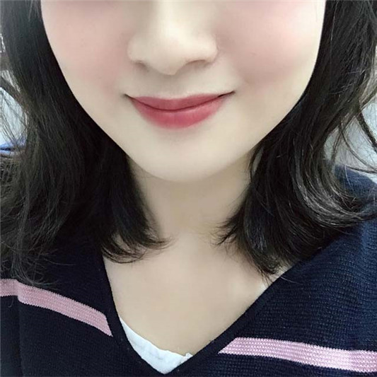 MAYBELLINE美宝莲口红#888色号试色,一个百搭又显白的颜色! 彩妆 口红 美宝莲 颜色 第3张 MAYBELLINE美宝莲口红#888色号试色,一个百搭又显白的颜色! 彩妆 口红 美宝莲 颜色 第3张