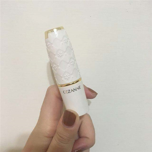 倩丽Cezanne白管唇膏#407色号试色,很像Mac的chili哦! 彩妆 唇膏 很像 倩丽 第3张 倩丽Cezanne白管唇膏#407色号试色,很像Mac的chili哦! 彩妆 唇膏 很像 倩丽 第3张
