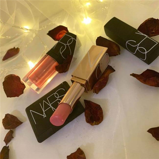 Nars**\娇兰红宝之吻试色分享,混搭的霓虹光唇膏 彩妆 唇膏 霓虹 之吻 第2张 Nars**\娇兰红宝之吻试色分享,混搭的霓虹光唇膏 彩妆 唇膏 霓虹 之吻 第2张