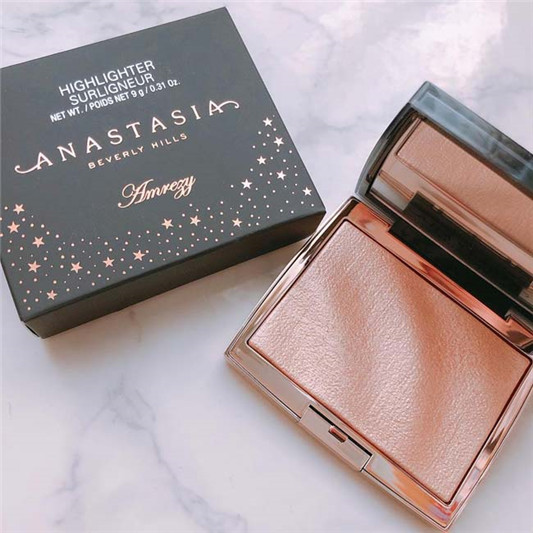 Anastasia Beverly Hills AMREZY 水波纹高光试色分享 彩妆 水波纹 分享 第2张 Anastasia Beverly Hills AMREZY 水波纹高光试色分享 彩妆 水波纹 分享 第2张