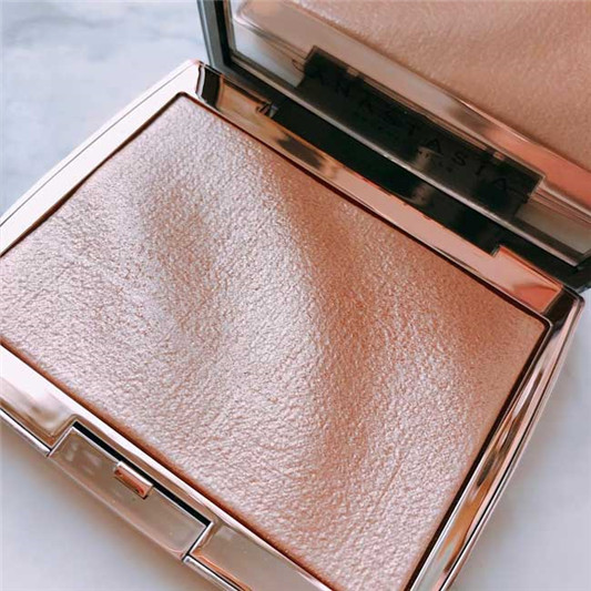 Anastasia Beverly Hills AMREZY 水波纹高光试色分享 彩妆 水波纹 分享 第3张 Anastasia Beverly Hills AMREZY 水波纹高光试色分享 彩妆 水波纹 分享 第3张