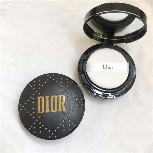 Dior迪奥超完美持久气垫粉饼2019&2018皮革版简单分享  粉饼 气垫 持久 第2张