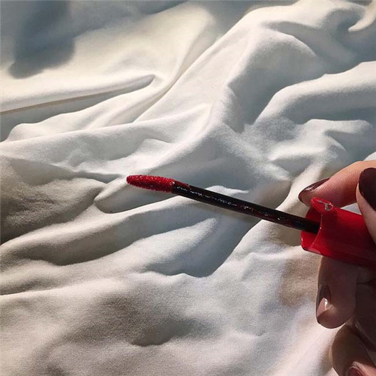 Giorgio Armani红管丝绒唇蜜#402色号试色分享 彩妆 丝绒 分享 第3张 Giorgio Armani红管丝绒唇蜜#402色号试色分享 彩妆 丝绒 分享 第3张