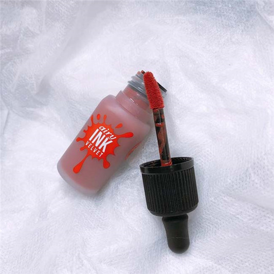 PERIPERA菲丽菲拉唇釉Airy Ink#6#9色号试色分享 彩妆 分享 菲丽菲拉唇釉 PERIPERA 第2张 PERIPERA菲丽菲拉唇釉Airy Ink#6#9色号试色分享 彩妆 分享 菲丽菲拉唇釉 PERIPERA 第2张
