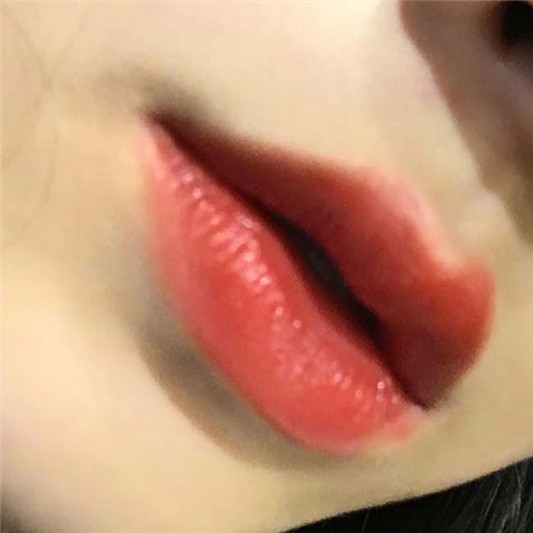 MAYBELLINE美宝莲口红#917色号试色分享 彩妆 口红 美宝莲 分享 第3张 MAYBELLINE美宝莲口红#917色号试色分享 彩妆 口红 美宝莲 分享 第3张