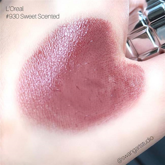 欧莱雅Loreal绝对情迷镜面唇膏#930色号试色分享 彩妆 唇膏 镜面 情迷 第3张 欧莱雅Loreal绝对情迷镜面唇膏#930色号试色分享 彩妆 唇膏 镜面 情迷 第3张