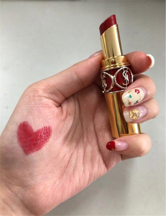 烂番茄色必败唇膏YSL情挑水唇膏#83色号试色分享 彩妆 唇膏 挑水 必败 第2张 烂番茄色必败唇膏YSL情挑水唇膏#83色号试色分享 彩妆 唇膏 挑水 必败 第2张