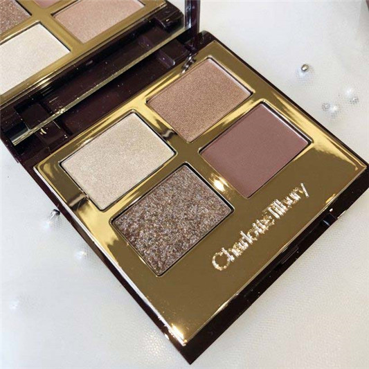 Charlotte Tilbury CT**眼影试色分享 彩妆 眼影 ** 分享 第2张 Charlotte Tilbury CT**眼影试色分享 彩妆 眼影 ** 分享 第2张